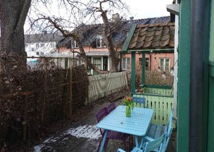 Et bilde som inneholder konstruksjon, utend�rs, hus, gr�nn

Automatisk generert beskrivelse