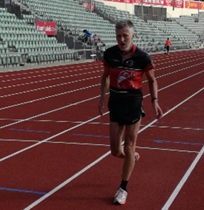 Et bilde som inneholder himmel, sport, bakke, idrett

Automatisk generert beskrivelse