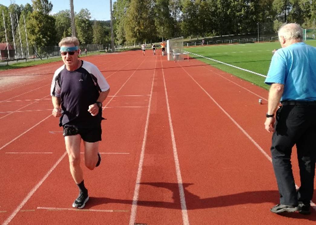 Et bilde som inneholder sport, utendrs, tennis, idrett

Automatisk generert beskrivelse